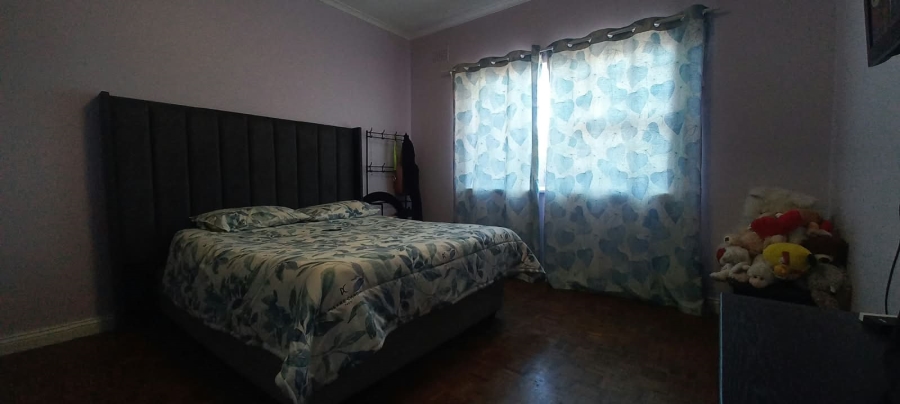 5 Bedroom Property for Sale in Belgravia Western Cape